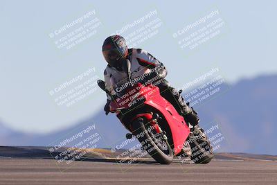 media/Nov-06-2023-Moto Forza (Mon) [[ce023d0744]]/3-Intermediate Group/Session 5 (Turn 9)/
